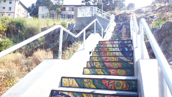 5273362_orig - 7 climbing up